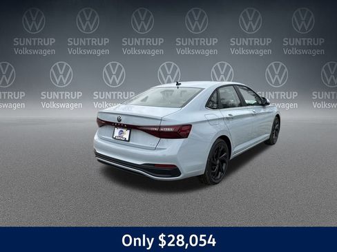 New 2026 Volkswagen Jetta SE image 5