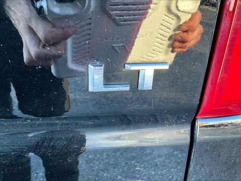 Used 2022 Chevrolet Silverado 1500 LT image 16