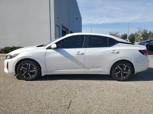 Certified 2024 Nissan Sentra SV w/ All-Weather Package FWD image 9