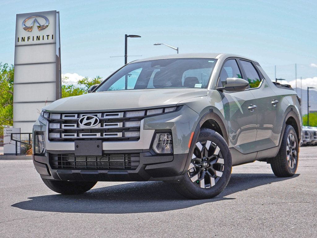 Used 2026 Hyundai Santa Cruz SE FWD image 1