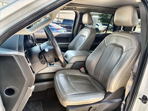 Used 2021 Ford Expedition Limited RWD image 11