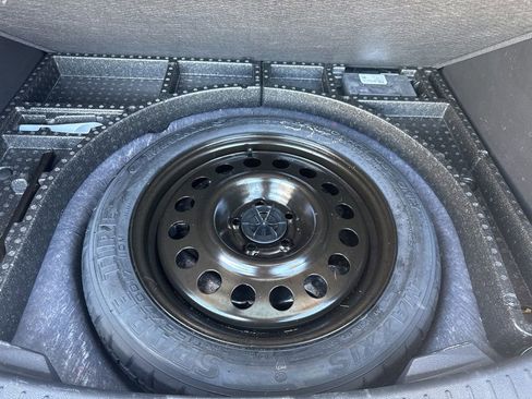 Used 2019 Ford Escape SE image 44