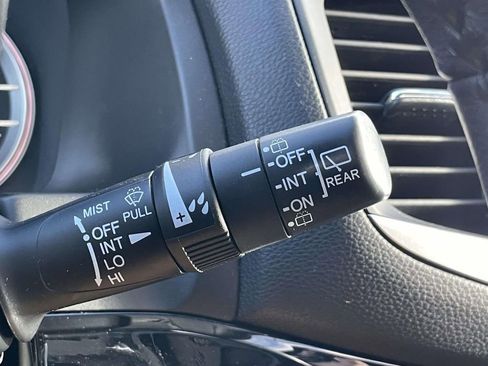 Used 2016 Honda Pilot Touring image 22