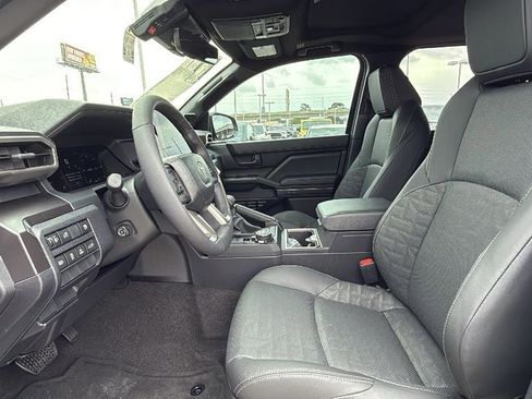 New 2026 Toyota 4Runner TRD Off-Road Premium AWD/4WD image 10