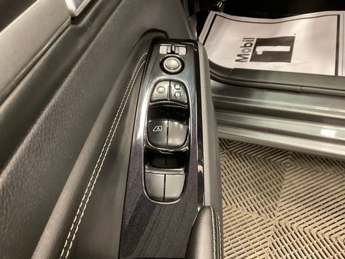 Used 2021 Nissan Altima 2.5 SV image 16