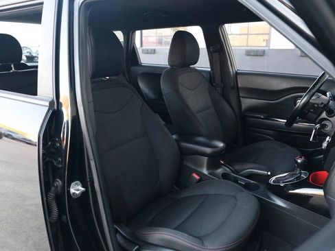 Used 2016 Kia Soul + w/ Tarmac Special Edition image 33