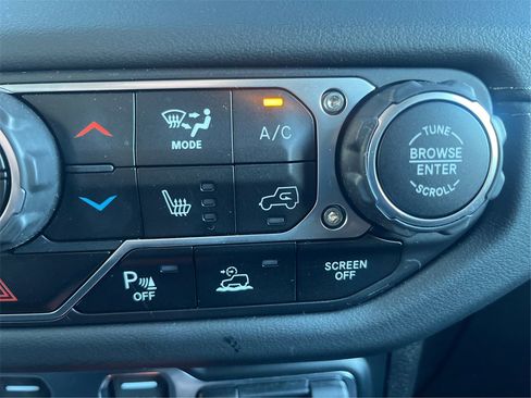 Used 2024 Jeep Wrangler Unlimited Sahara w/ Technology Group image 40