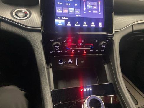 Certified 2024 Jeep Grand Cherokee Altitude image 33