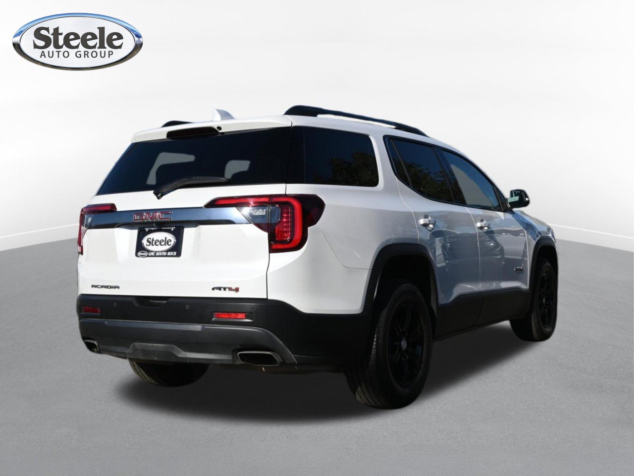Used 2021 GMC Acadia AT4 w/ Technology Package AWD/4WD image 5
