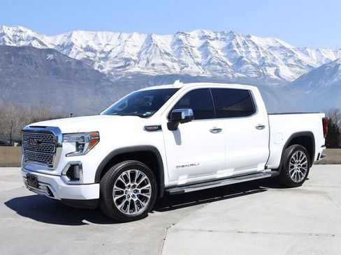 Used 2020 GMC Sierra 1500 Denali w/ Technology Package AWD/4WD image 2