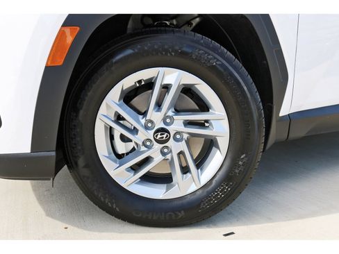 Used 2026 Hyundai Tucson SE FWD image 30