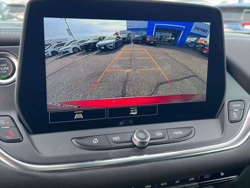 Used 2025 Chevrolet Blazer LT w/ Driver Confidence Package image 32