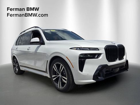 New 2027 BMW X7 xDrive40i w/ M Sport Package AWD/4WD image 1