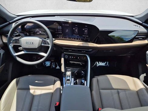 Certified 2025 Audi Q5 Premium w/ Convenience Package AWD/4WD image 19