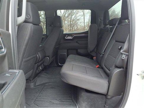 Used 2024 GMC Sierra 1500 Elevation image 21