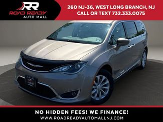 Used 2017 Chrysler Pacifica Touring-L video 1