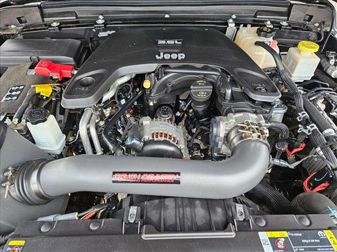 Used 2021 Jeep Gladiator Sport image 21