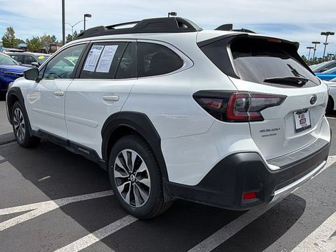 Certified 2023 Subaru Outback Limited XT AWD/4WD image 5