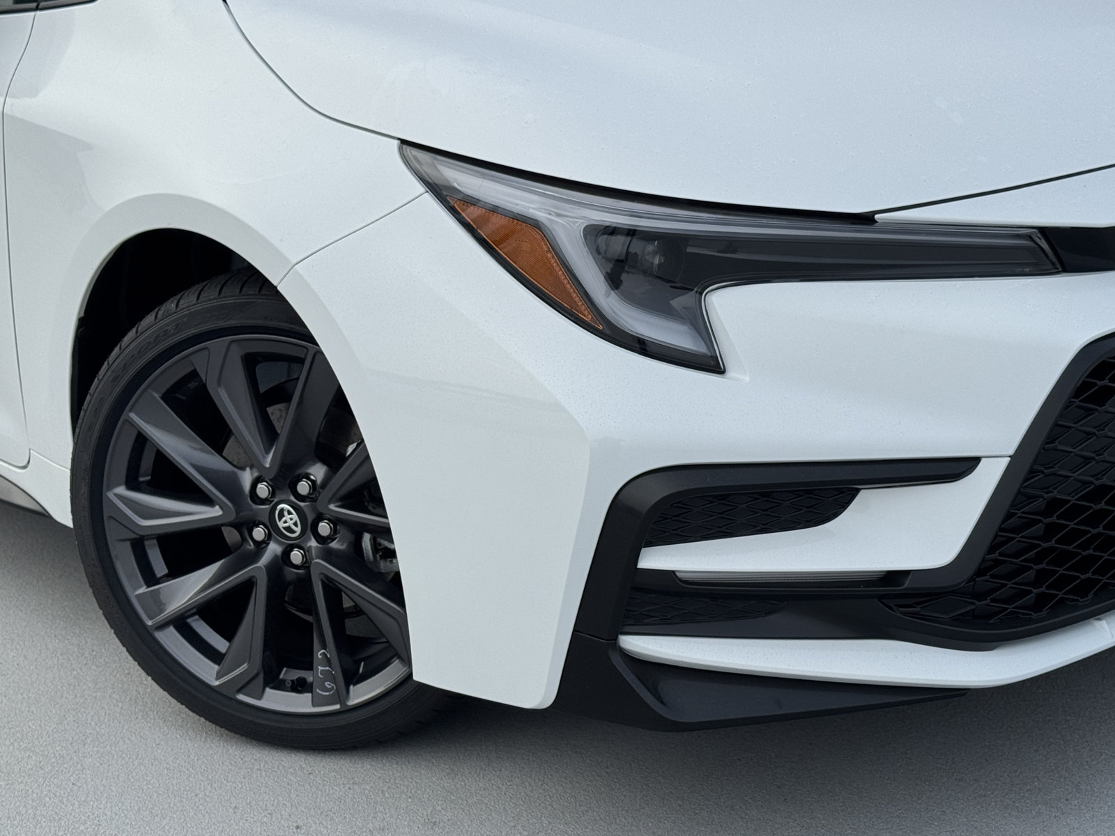 New 2027 Toyota Corolla SE FWD image 10