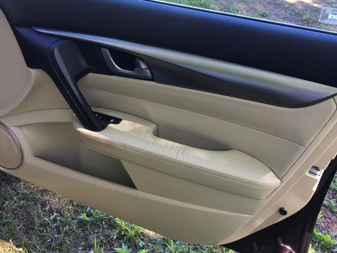 Used 2010 Acura TL FWD image 16