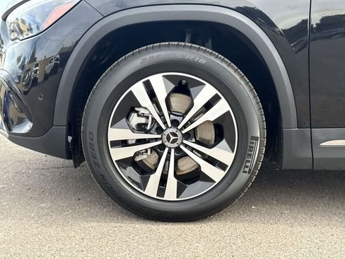 Used 2025 Mercedes-Benz GLA 250 image 11