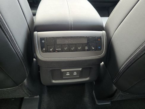 New 2026 Nissan Pathfinder SL AWD/4WD image 24