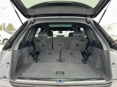 Used 2025 Audi Q7 3.0T Premium Plus AWD/4WD image 8