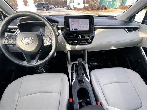 Used 2023 Toyota Corolla Cross L image 15
