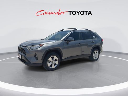 Certified 2021 Toyota RAV4 XLE FWD image 4