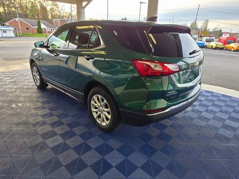 Used 2018 Chevrolet Equinox LT image 4