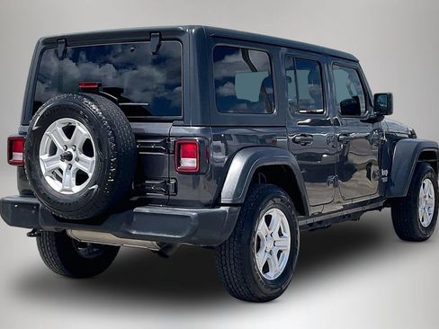 Used 2018 Jeep Wrangler Unlimited Sport S AWD/4WD image 5