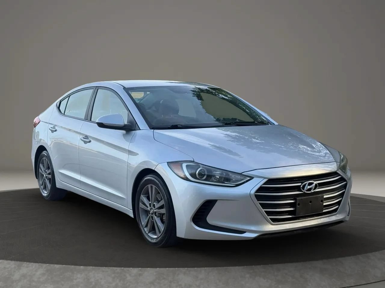 Used 2018 Hyundai Elantra SEL FWD image 8