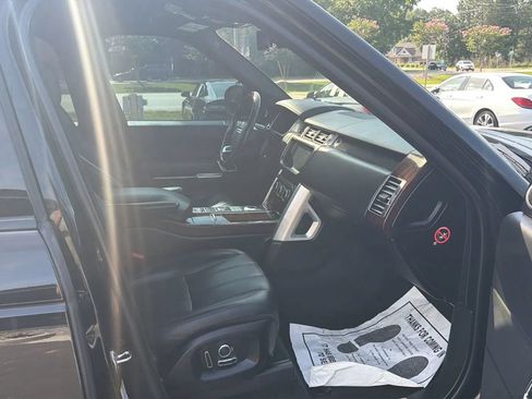 Used 2016 Land Rover Range Rover Supercharged AWD/4WD image 19