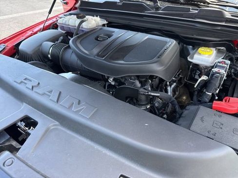 Used 2025 RAM 1500 Big Horn AWD/4WD image 33