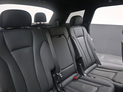 Certified 2025 Audi Q7 2.0T Premium Plus w/ Premium Plus Package image 16
