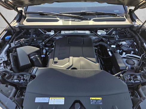 New 2025 Audi Q5 Premium image 25