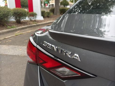 New 2025 Nissan Sentra SR image 14