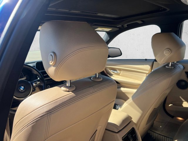 Used 2015 BMW 328i Sedan RWD image 18