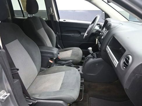 Used 2016 Jeep Compass Sport FWD image 25