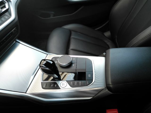 Used 2022 BMW 330e w/ Driving Assistance Package RWD image 43