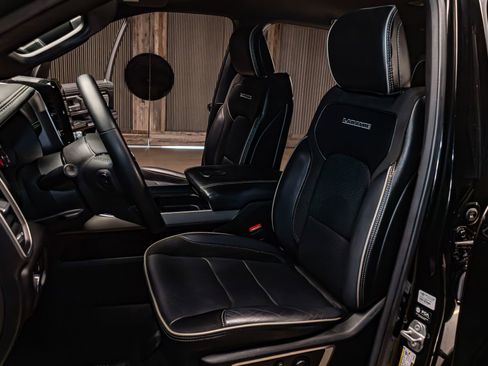 Used 2023 RAM 1500 Laramie image 23