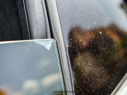 Used 2019 McLaren 570S Spider image 74