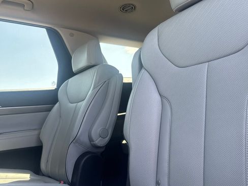 Used 2025 Hyundai Palisade SEL AWD/4WD image 37