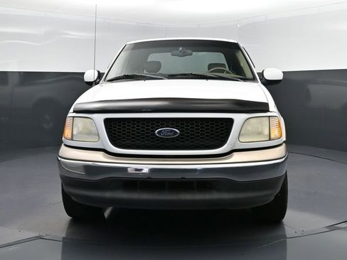 Used 2002 Ford F150 XLT image 10