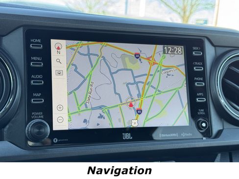 Used 2020 Toyota Tacoma TRD Off-Road image 7