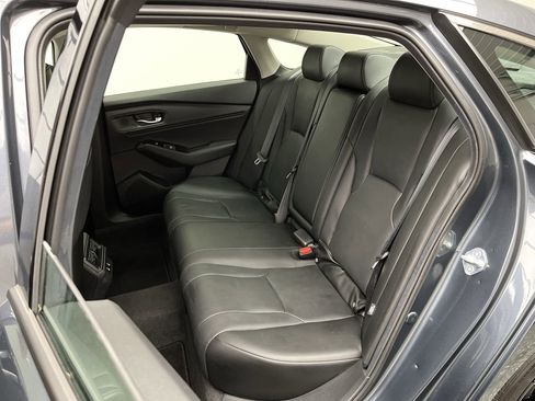 Used 2024 Honda Accord Touring image 12