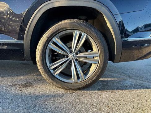 Used 2019 Volkswagen Atlas SE w/ Towing Package image 32