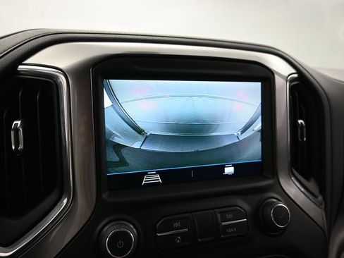 Used 2021 Chevrolet Silverado 1500 LT AWD/4WD image 12