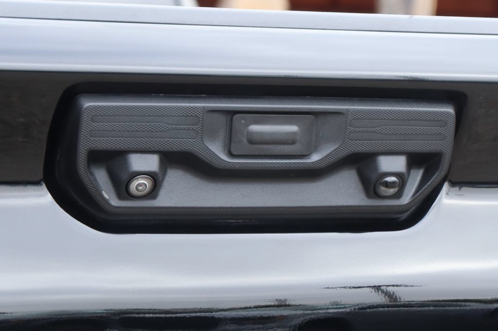 Used 2020 Chevrolet Silverado 2500 High Country w/ Technology Package AWD/4WD image 51
