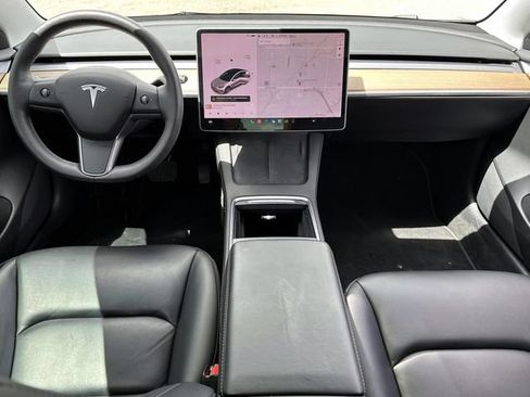 Used 2022 Tesla Model 3 Long Range AWD/4WD image 13